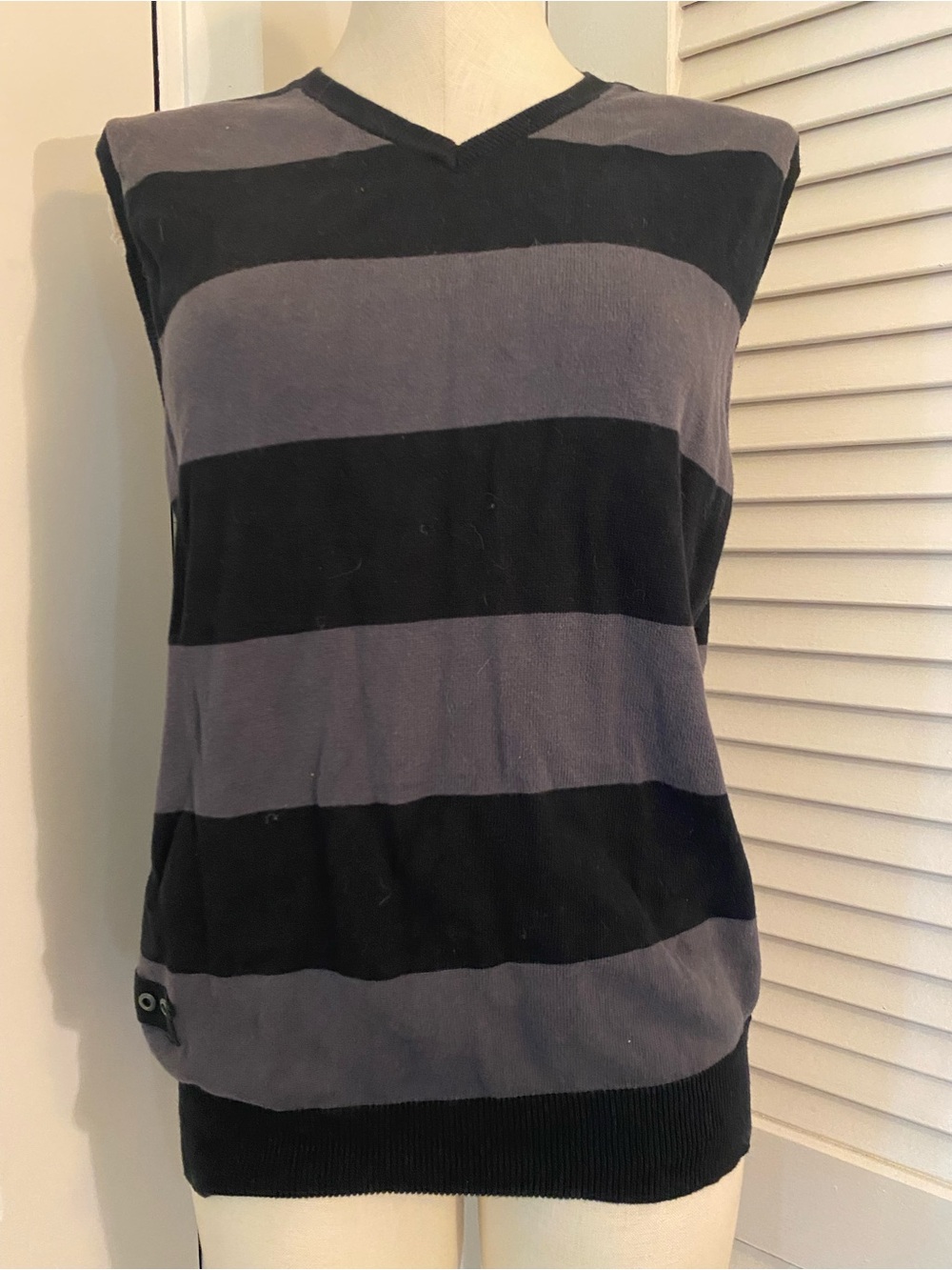 Converse Striped V-Neck Sleeveless Tank in Gray and Black- Size Medium